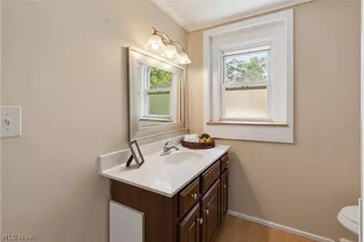 285 Sumner Court, Akron, OH 44311 - Photo 16
