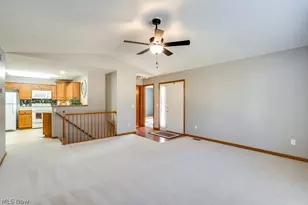 357 Woodbury Cir, Dalton, OH 44618 - Photo 6