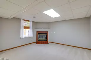 357 Woodbury Cir, Dalton, OH 44618 - Photo 32