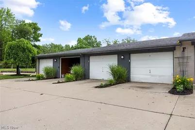 6231 Hidden Creek Drive #232, Lorain, OH 44053 - Photo 34