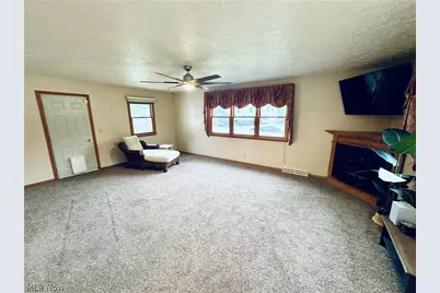 3415 Darbyshire Drive, Canfield, OH 44406 - Photo 8