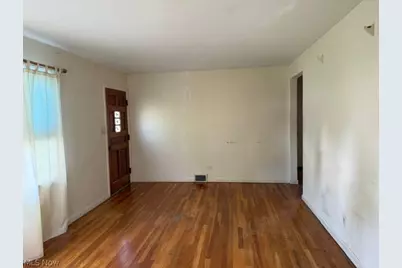 2486 8th Street, Cuyahoga Falls, OH 44221 - Photo 4