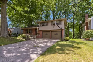 691 Oakridge Dr, Boardman, OH 44512 - Photo 4