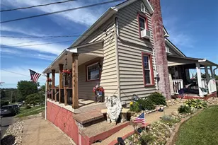 209 Washington St, Barnesville, OH 43713 - Photo 2