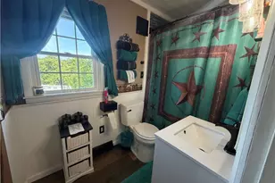 209 Washington St, Barnesville, OH 43713 - Photo 16