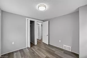 843 Chester Ave, Akron, OH 44314 - Photo 14