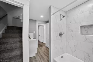 843 Chester Ave, Akron, OH 44314 - Photo 20