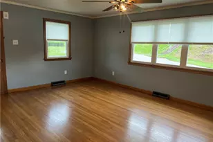 100 W 44th St, Shadyside, OH 43947 - Photo 2