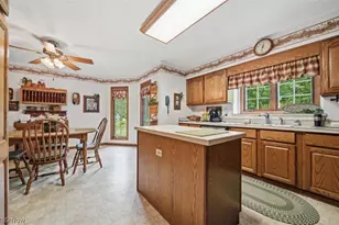 3556 Lake Rd, Conneaut, OH 44030 - Photo 12