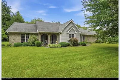 3556 Lake Road, Conneaut, OH 44030 - Photo 1