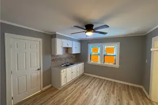 10502 Miles Ave, Loveland, OH 44105 - Photo 8