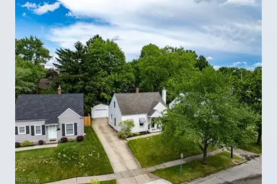 2751 Valley Road, Cuyahoga Falls, OH 44223 - Photo 2