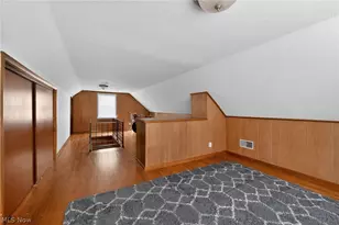 2751 Valley Rd, Cuyahoga Falls, OH 44223 - Photo 14