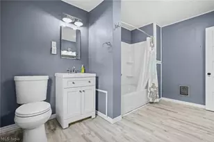 146 W Harrison St, Alliance, OH 44601 - Photo 28