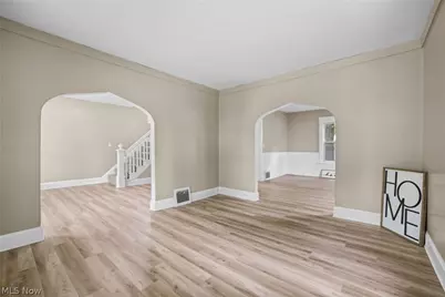 146 W Harrison Street, Alliance, OH 44601 - Photo 14