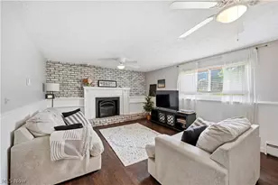 1004 Plymouth Dr, Grafton, OH 44044 - Photo 2