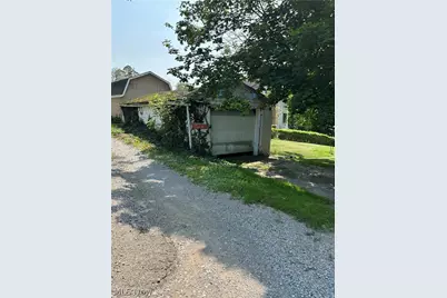 124 Front Street, Amsterdam, OH 43903 - Photo 6