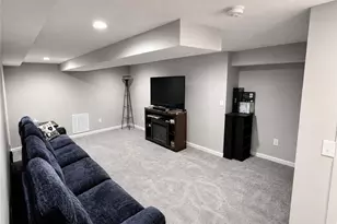 38442 Avalon Dr, North Ridgeville, OH 44039 - Photo 16