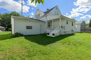 466 Page St, Ravenna, OH 44266 - Photo 8