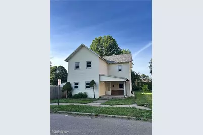 341 Saint Clair Avenue SW, New Philadelphia, OH 44663 - Photo 1