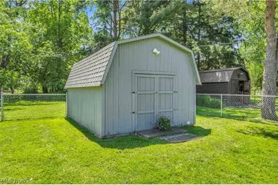 364 Cherry Lane, Green Hills, OH 44131 - Photo 38