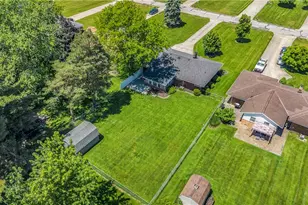 364 Cherry Ln, Green Hills, OH 44131 - Photo 42