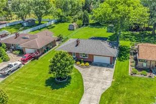 364 Cherry Ln, Green Hills, OH 44131 - Photo 40