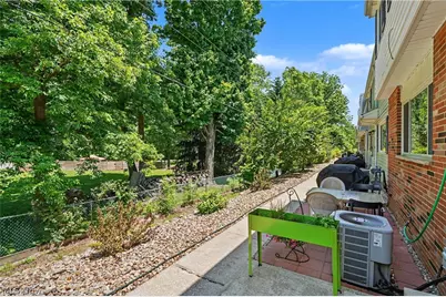2005 Presidential Parkway #H76, Twinsburg, OH 44087 - Photo 34