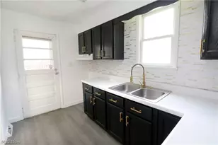 1302 Oregon Ave, Steubenville, OH 43952 - Photo 12
