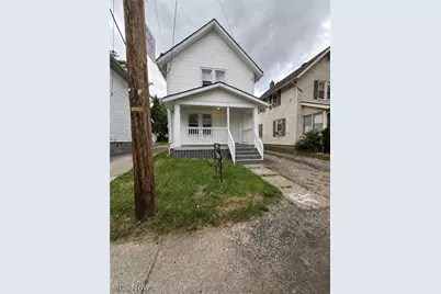 802 Clay Drive, Akron, OH 44311 - Photo 1