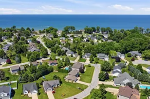 702 Heron Dr, Huron, OH 44839 - Photo 2