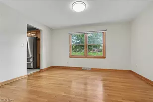 1372 Doncaster Dr, Youngstown, OH 44511 - Photo 22