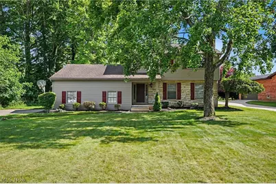 1372 Doncaster Drive, Youngstown, OH 44511 - Photo 34