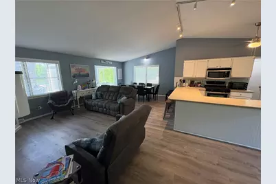 2396 Plum Creek Drive, Roaming Shores, OH 44084 - Photo 8