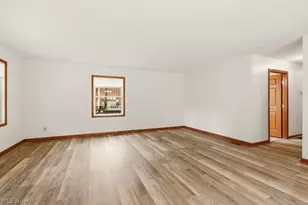 4760 Sunnyside Dr, Stow, OH 44224 - Photo 8