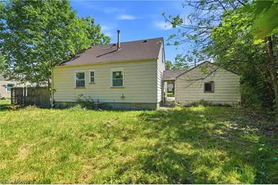 1620 Cedar Drive, Lorain, OH 44052 - Photo 32