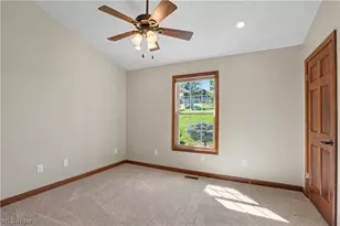 805 Wynncrest Dr, Marietta, OH 45750 - Photo 30
