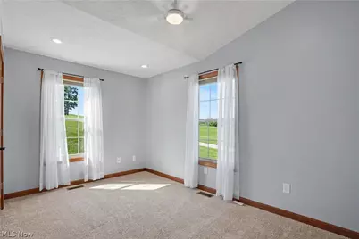 805 Wynncrest Drive, Marietta, OH 45750 - Photo 34
