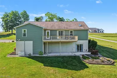 805 Wynncrest Drive, Marietta, OH 45750 - Photo 4