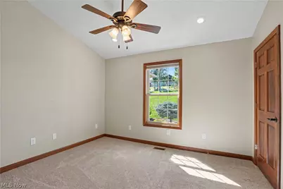 805 Wynncrest Drive, Marietta, OH 45750 - Photo 32