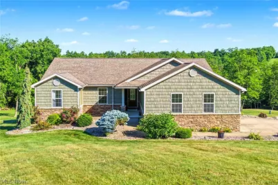 805 Wynncrest Drive, Marietta, OH 45750 - Photo 1