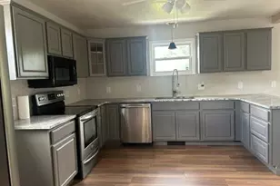 2372 Triplett Blvd, Akron, OH 44312 - Photo 6