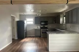 2372 Triplett Blvd, Akron, OH 44312 - Photo 4