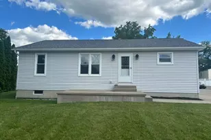 2372 Triplett Blvd, Akron, OH 44312 - Photo 32