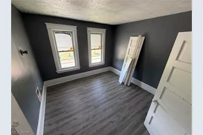 1205 E 111th Street, Loveland, OH 44108 - Photo 6