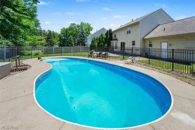 1023 Coopers Run, Amherst, OH 44001 - Photo 34