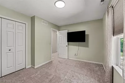 1023 Coopers Run, Amherst, OH 44001 - Photo 20