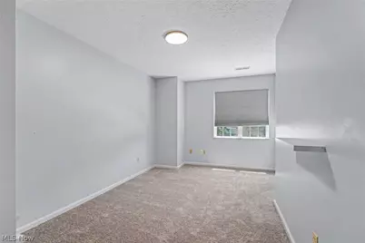 1023 Coopers Run, Amherst, OH 44001 - Photo 22