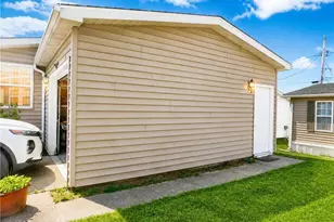 23 2nd St, Madison, OH 44057 - Photo 8