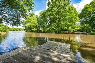 2384 Twin Lakes Dr, Uniontown, OH 44685 - Photo 34